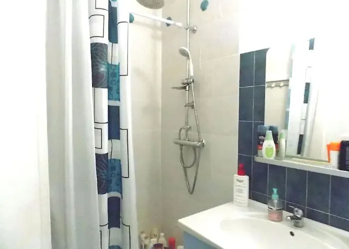 Vue Centre Avec Garage *