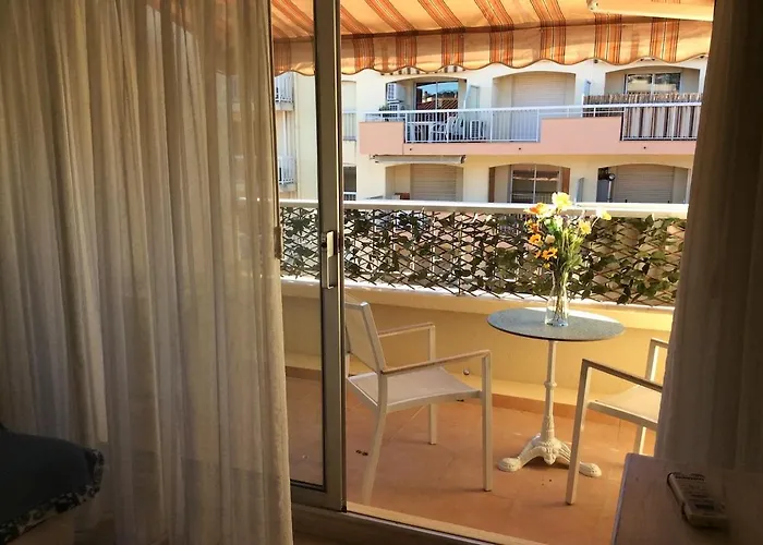 Appartamento Vue Centre Avec Garage