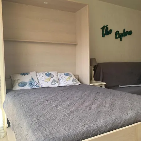 Vue Centre Avec Garage