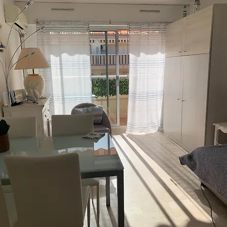 Vue Centre Avec Garage * サント・マキシム